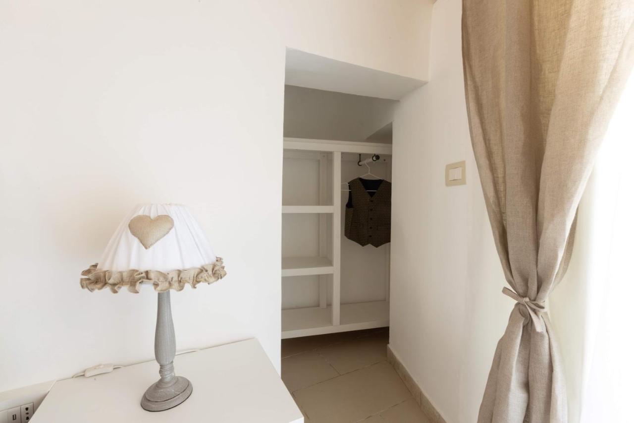 B&B La Finestra Sui Giardini Сантерамо-ин-Колле Экстерьер фото