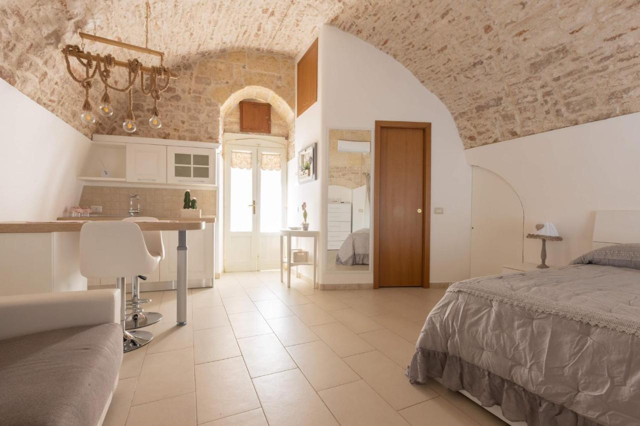 B&B La Finestra Sui Giardini Сантерамо-ин-Колле Экстерьер фото